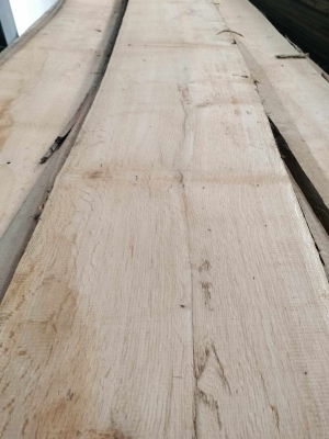 Sồi Âu nhập nguyên kiện, hàng dày 2cm, 4cm, chất lượng, tiêu chuẩn đảm bảo. Số lượng còn nhiều tại kho Gỗ NK Long Dương. Kính mời quý khách ạ. Hotline: 0909377209/ 0988045958