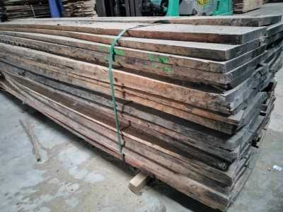 Sồi Âu hàng nhập nguyên kiện dài 2-5m, dày 2-4cm. Chất lượng Ab+abc sll sẵn tại kho Gỗ NK Long Dương. Khách cần alo hotline: 0909377209/ 0988045958