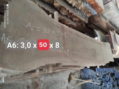 Mặt bàn óc chó sấy cao tần. Bác nào cần alo hotline nhé ạ: 0909377209/ 0988045958