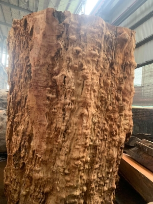 Gõ đỏ nu chun chất đẹp, vân đẹp. Sang, xịn, mịn. Bác nào vào việc không ạ? Alo bên em sớm để được giá tốt nha. Hotline: 0909377209/ 0988045958