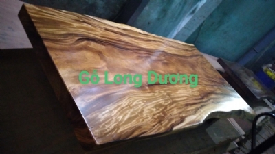 MẶT BÀN GỖ ME TÂY SẴN KHO LONG DƯƠNG. KÍNH MỜI QUÝ KHÁCH