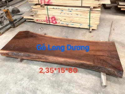 Mặt bàn óc chó nguyên khối. Kính mời quý khách. Lh: 0988045958/ 0909377209