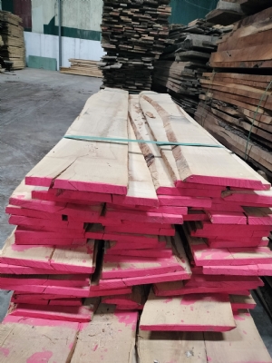 Tần bì tấm 2,6cm hàng nhập nguyên kiện. Giá rẻ hợp cho các bác thợ mộc. Bác nào vào việc alo sớm để được trợ giá nhé ạ. Hotline: 0909377209/ 0988045958