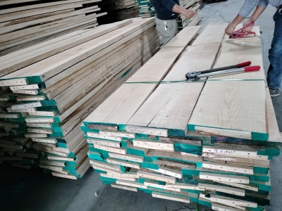 Tần bì xẻ đủ độ dày, đa dạng quy cách. Kính mời quý khách. Liên hệ hotline: 0909377209/ 0988045958
