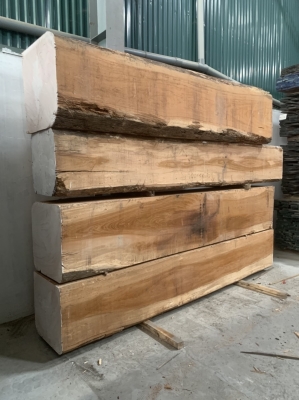 Gõ JATOBA chất cứng màu đẹp sll sẵn kho Long Dương. Bác nào vào việc qua kho em lựa hoặc call bên em phục vụ tận nơi nhé ạ. Hotline: 0909377209/ 0988045958