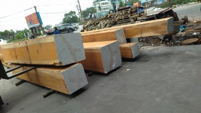 Gõ JATOBA kho em còn, nhưng sl có hạn. Bác nào cần qua kho em- Thạch Thất- Hà Nội lựa sớm nhé ạ, hoặc alo hotline: 0909377209/ 0988045958