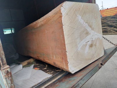 Gõ Jatoba sll sẵn kho Long Dương nha các bác. Đ/c kho: Ngã 4 Cầu Liêu ( cạnh cây xăng Thạch Xá), Thạch Thất - HN. Hotline: 0909377209/ 0988045958