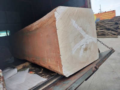 Khai xuân với Gõ JATOBA chất, màu đều ok. Giá cả hợp lý. Khách cần qua kho lựa hoặc call bên em nhé ạ. Hotline: 0909377209/ 0988045958