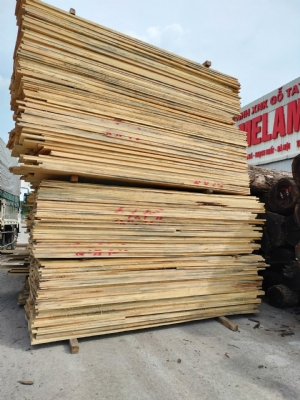 Thông Mỹ đủ độ dày từ 1,3p đến 10p vừa ra lò. Giá tốt. Kính mời quý khách ạ. Lh: 0988045958/ 0909377209